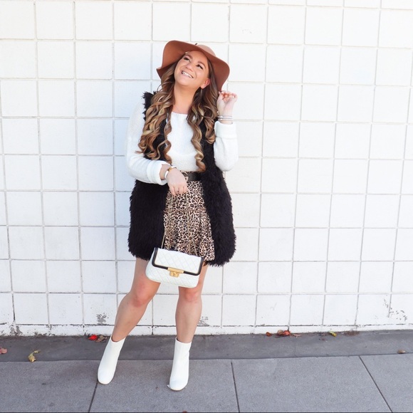 Joie Heeled Ankle Boots - Picture 3 of 17